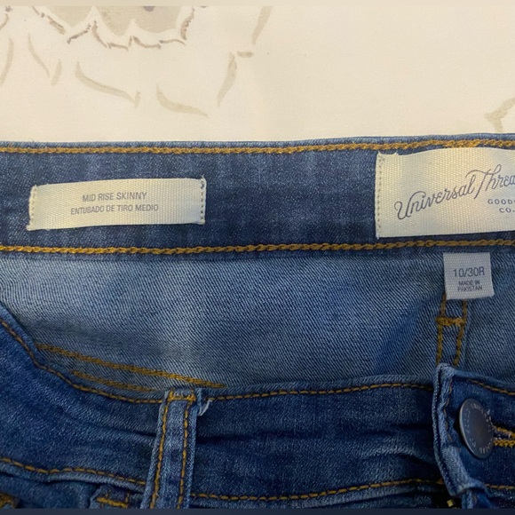 Jeans - Picture 2 of 2